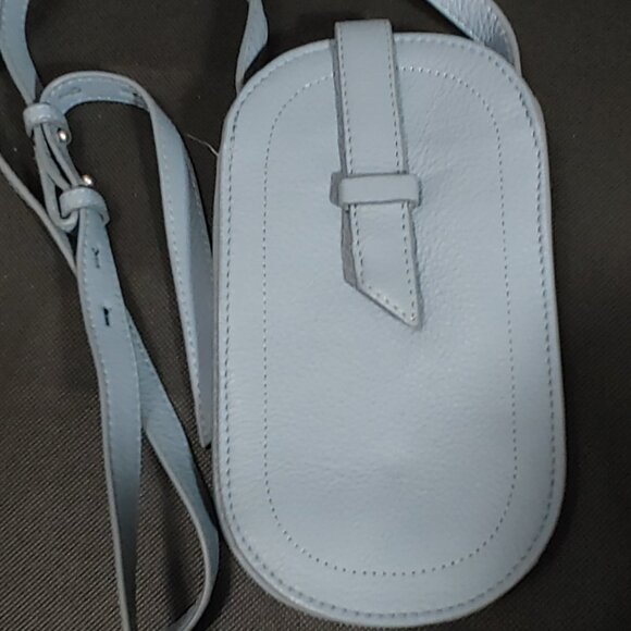 Lucky Brand Handbags - Lucky Brand leather crossbody phone bag